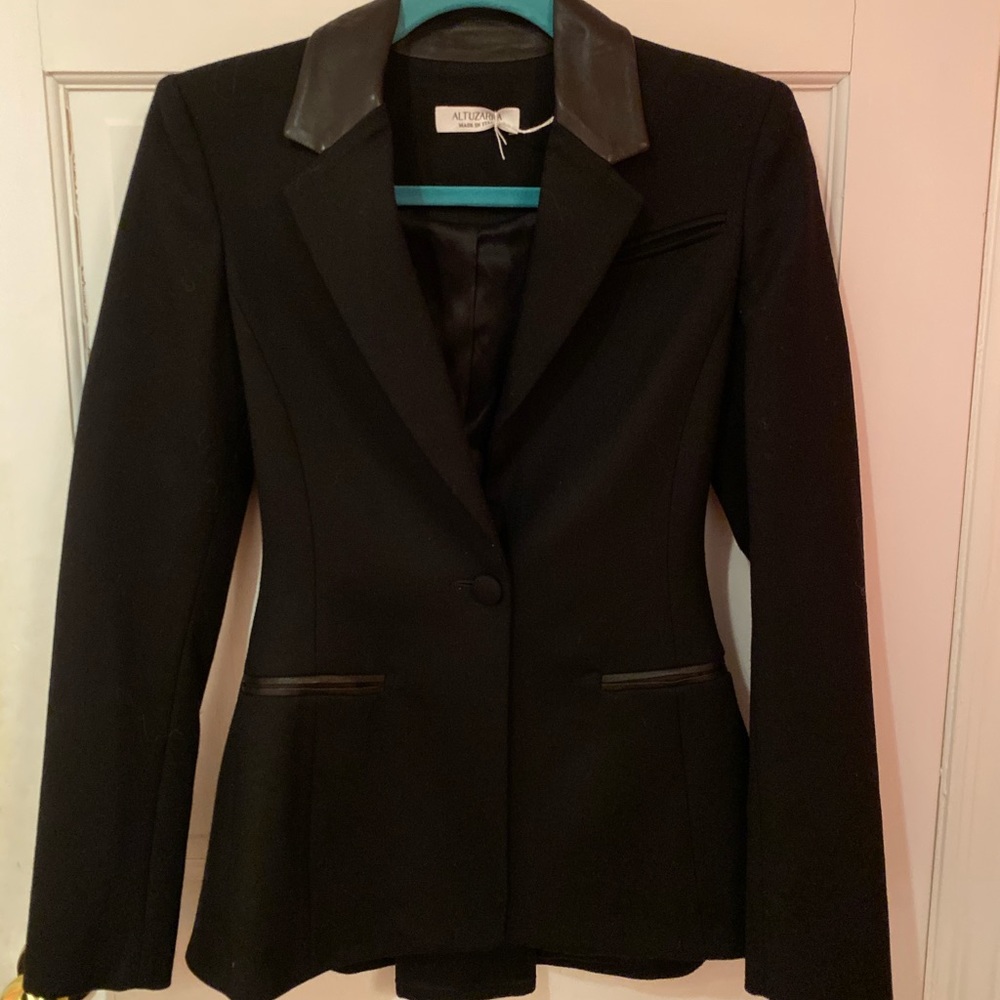 ALTUZARRA | ITALIAN BLACK BLAZER W/ LEATHER COLLAR